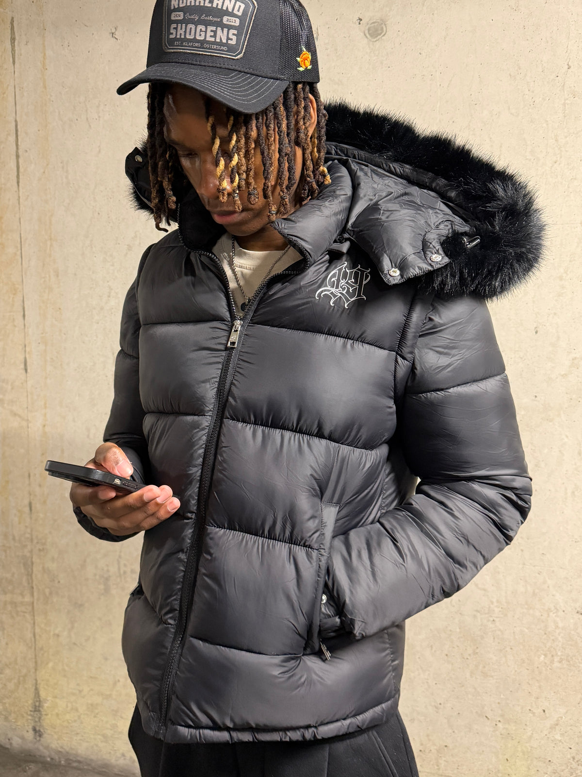 Black 19 core 6 in 1 puffer jacket (V2)