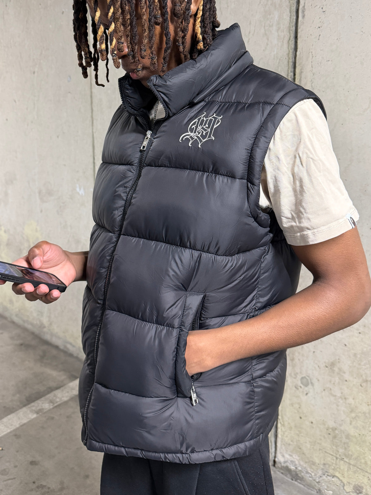 Black 19 core 6 in 1 puffer jacket (V2)